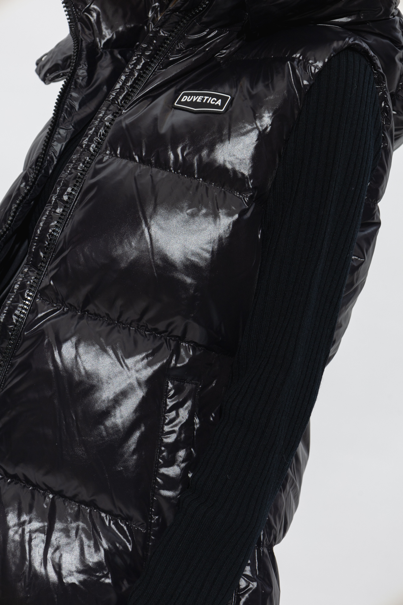 デュベティカ ベスト VDDV95236K0001 ALLORO VEST BKS Black 'Alloro' down vest Duvetica - SchaferandweinerShops